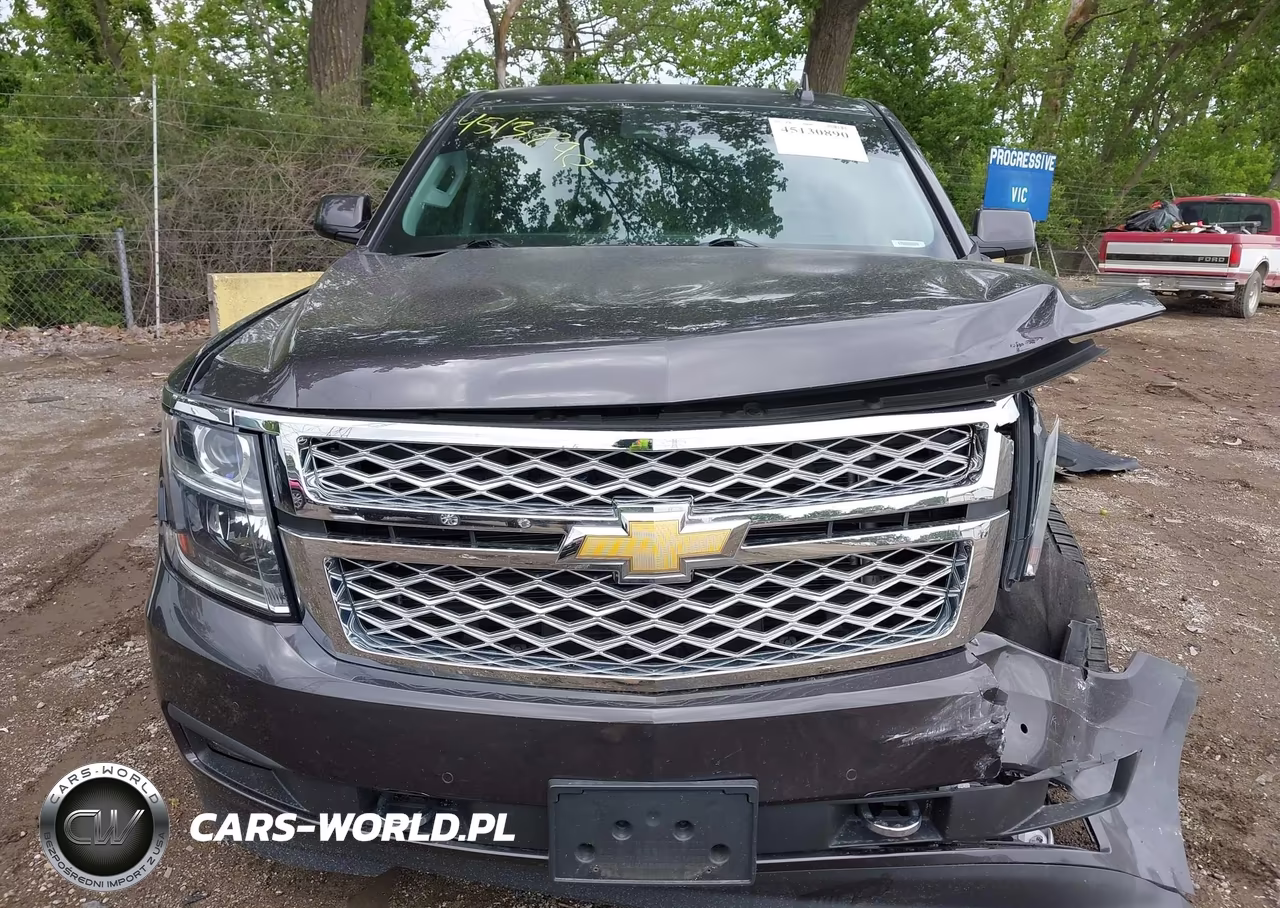 2017 Chevrolet Suburban Lt VIN:1GNSKHKC9HR140944 - 12