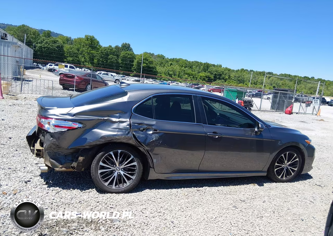 2020 Toyota Camry Se VIN:4T1G11AK6LU961583 - 14