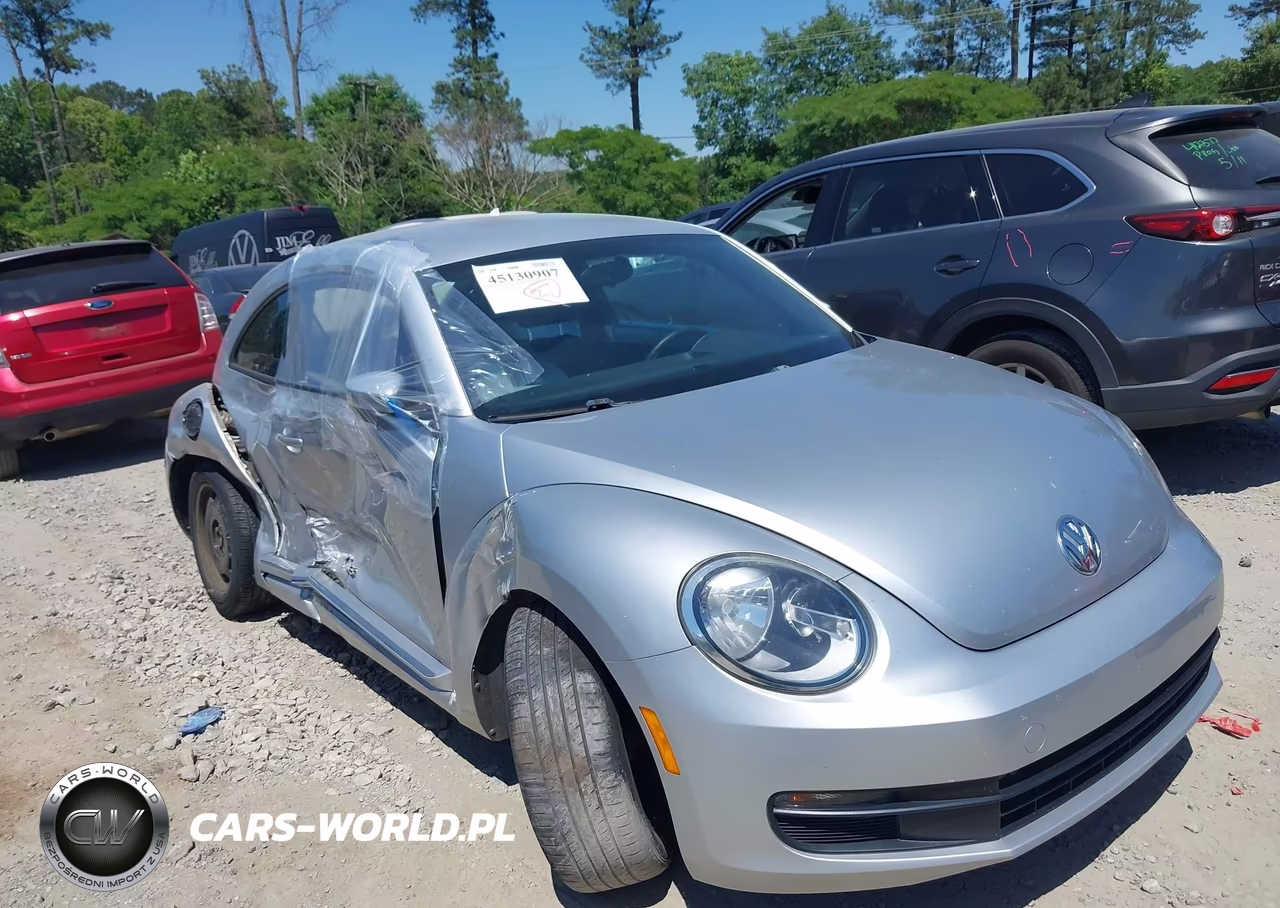 2015 Volkswagen Beetle 1.8T – zdjęcie 1 z 16