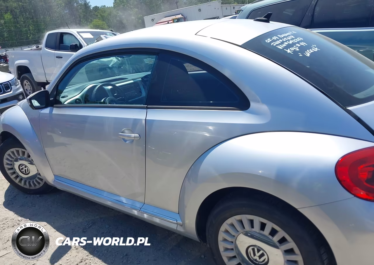 2015 Volkswagen Beetle 1.8T VIN:3VWJ17AT8FM642827 - 14