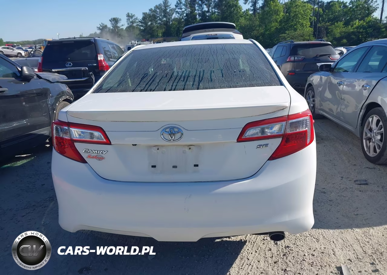 2014 Toyota Camry Se VIN:4T1BF1FK6EU792995 - 16
