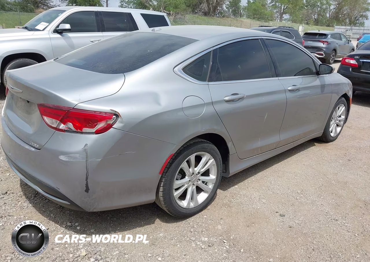 2015 Chrysler 200 Limited VIN:1C3CCCAB4FN655624 - 4