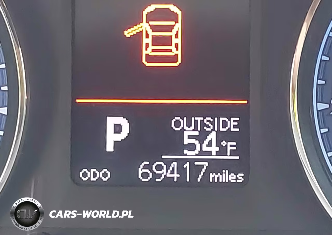 2019 Toyota Corolla Le VIN:2T1BURHE8KC175073 - 16