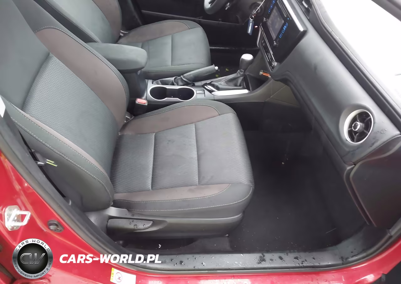 2019 Toyota Corolla Le VIN:2T1BURHE8KC175073 - 5