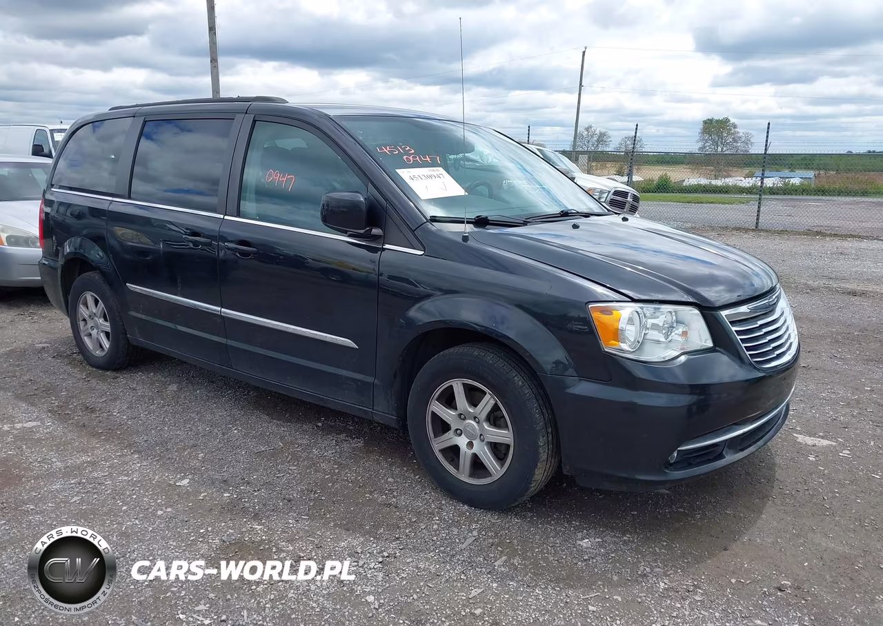 2012 Chrysler Town & Country Touring – zdjęcie 1 z 12