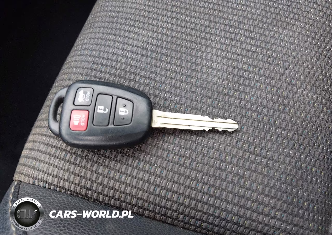 2015 Toyota Corolla S Plus VIN:5YFBURHEXFP191152 - 11