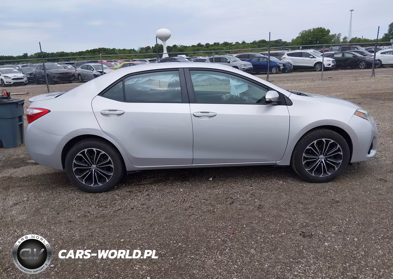 2015 Toyota Corolla S Plus VIN:5YFBURHEXFP191152 - 14