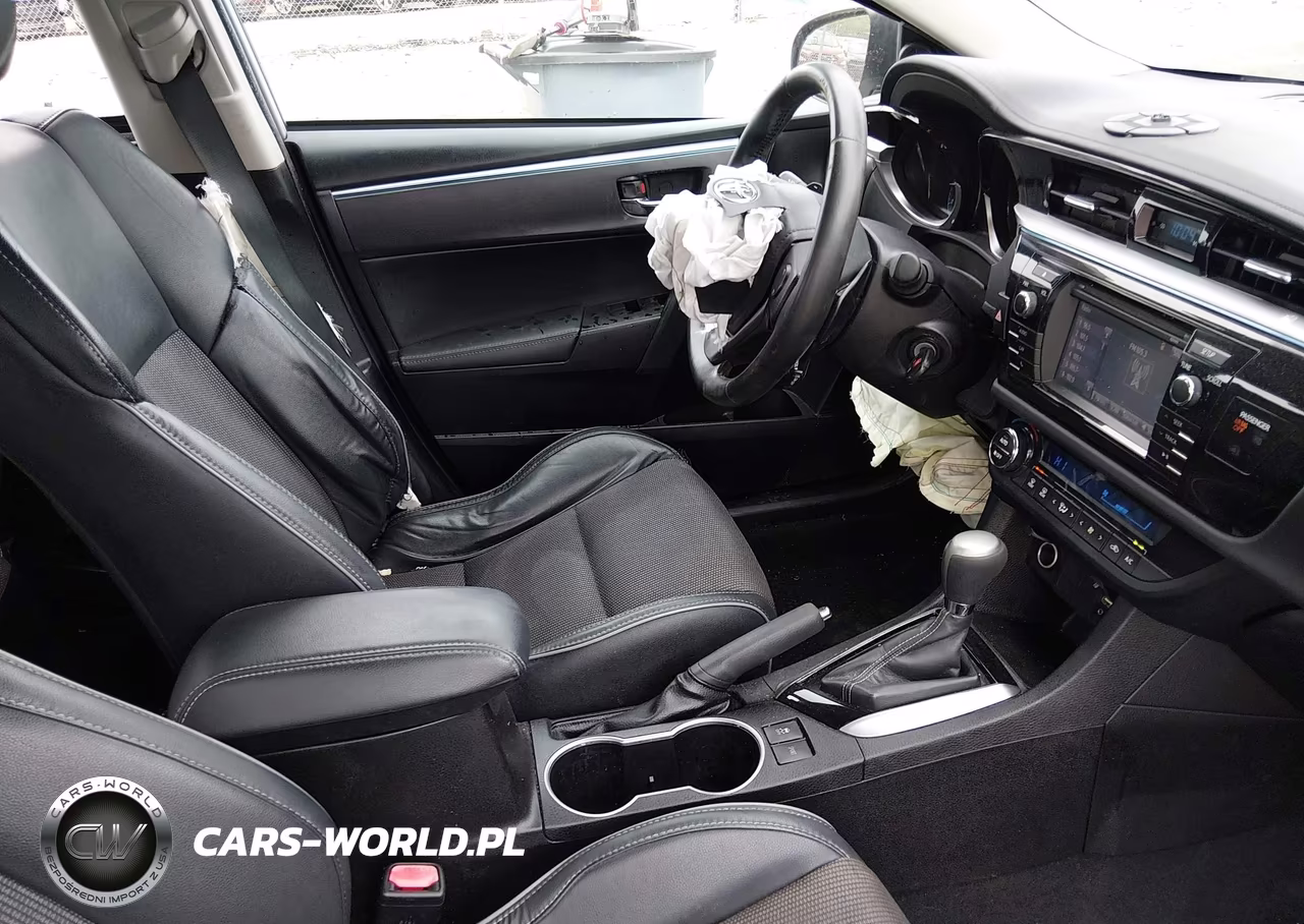 2015 Toyota Corolla S Plus VIN:5YFBURHEXFP191152 - 5