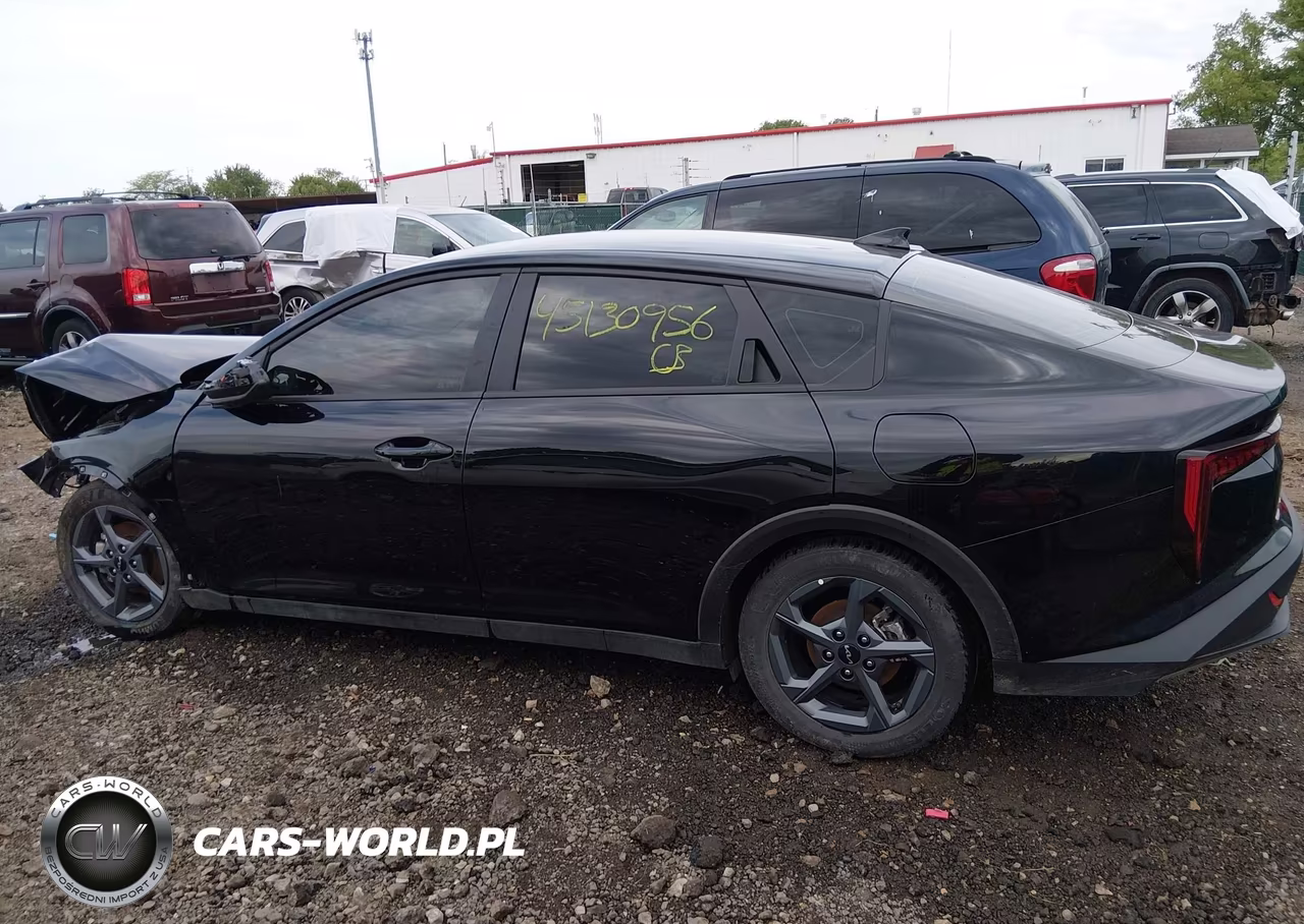2025 Kia K4 Lxs VIN:3KPFT4DEXSE160945 - 15