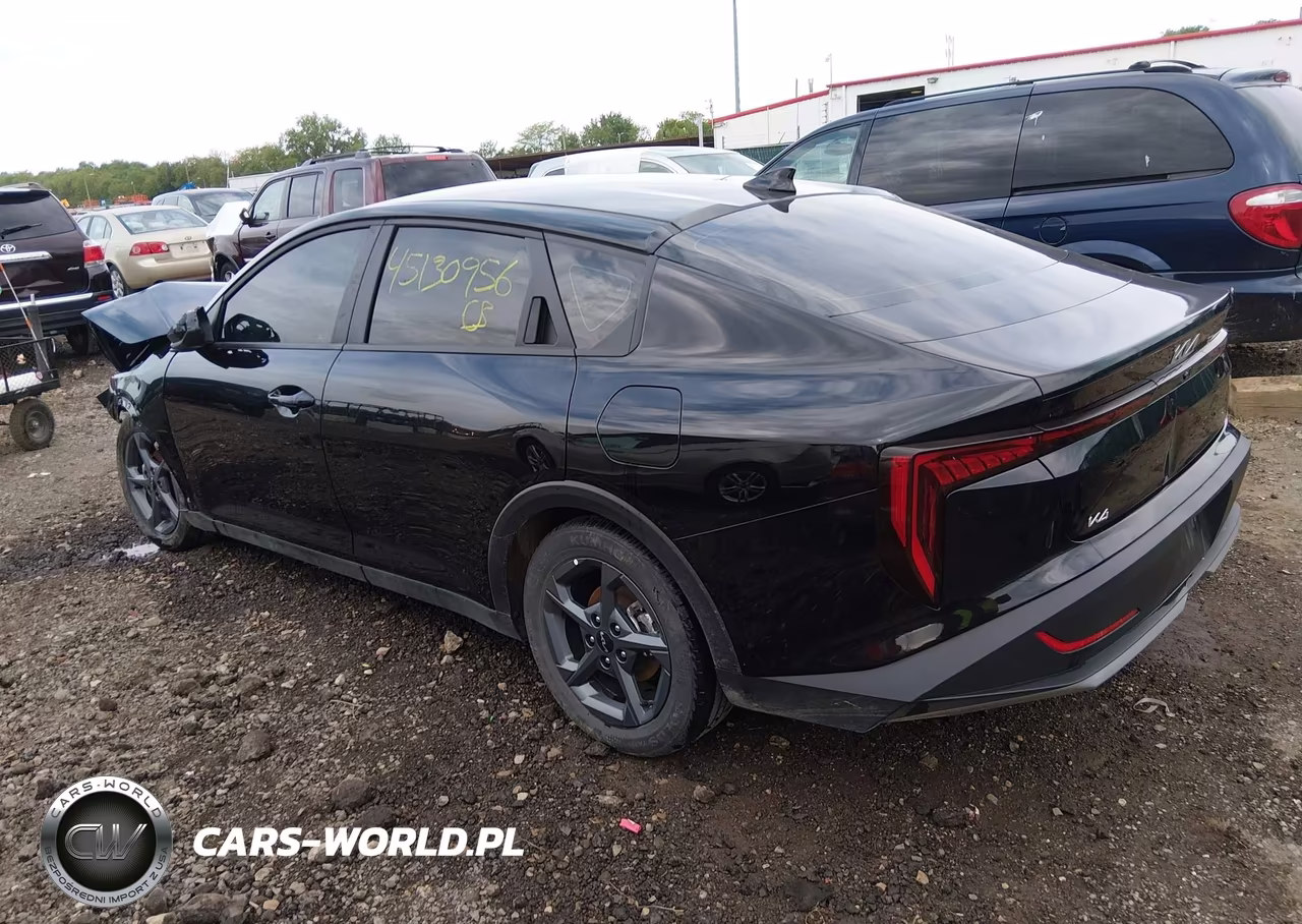 2025 Kia K4 Lxs VIN:3KPFT4DEXSE160945 - 3