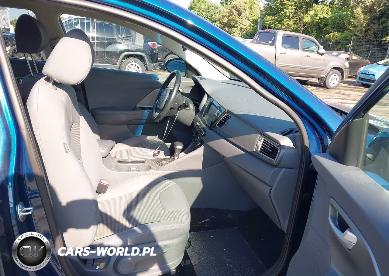 2019 Kia Niro Lx VIN:KNDCB3LC4K5222612 - 5