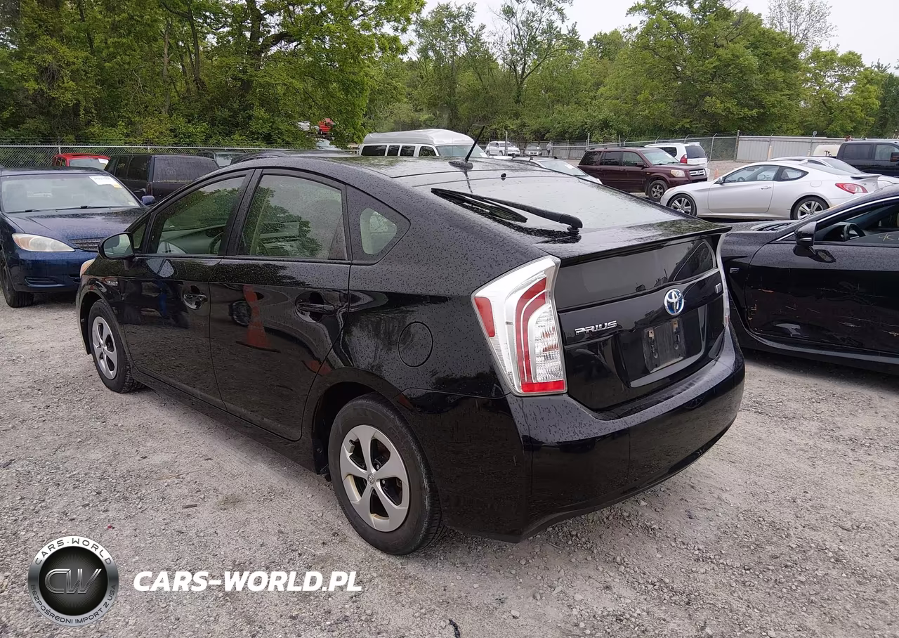 2012 Toyota Prius Three VIN:JTDKN3DU1C1581564 - 3