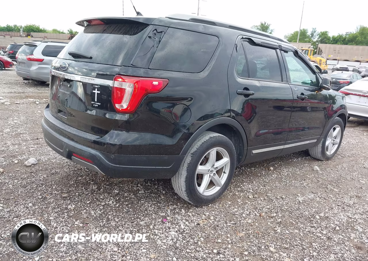 2019 Ford Explorer Xlt VIN:1FM5K7D83KGB25847 - 4