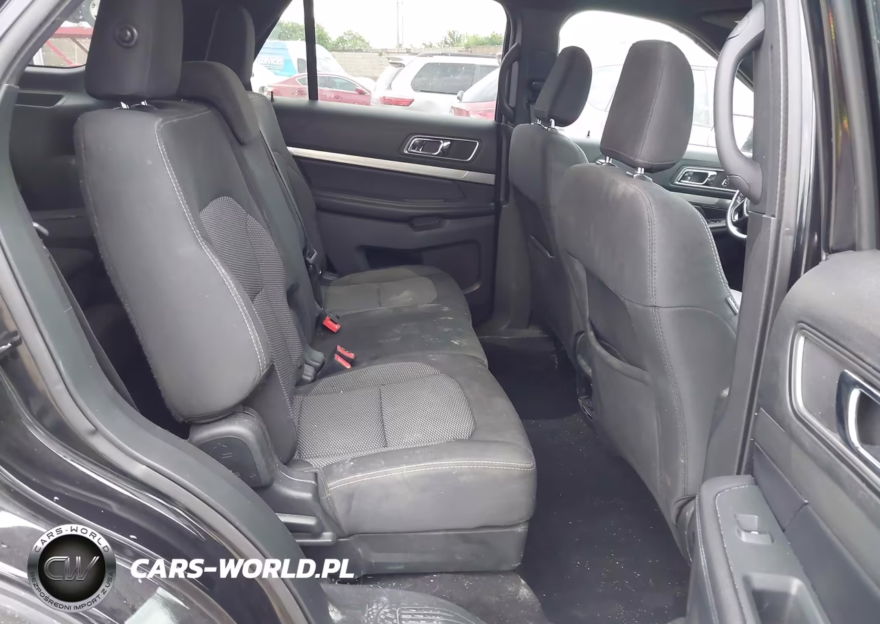 2019 Ford Explorer Xlt VIN:1FM5K7D83KGB25847 - 5