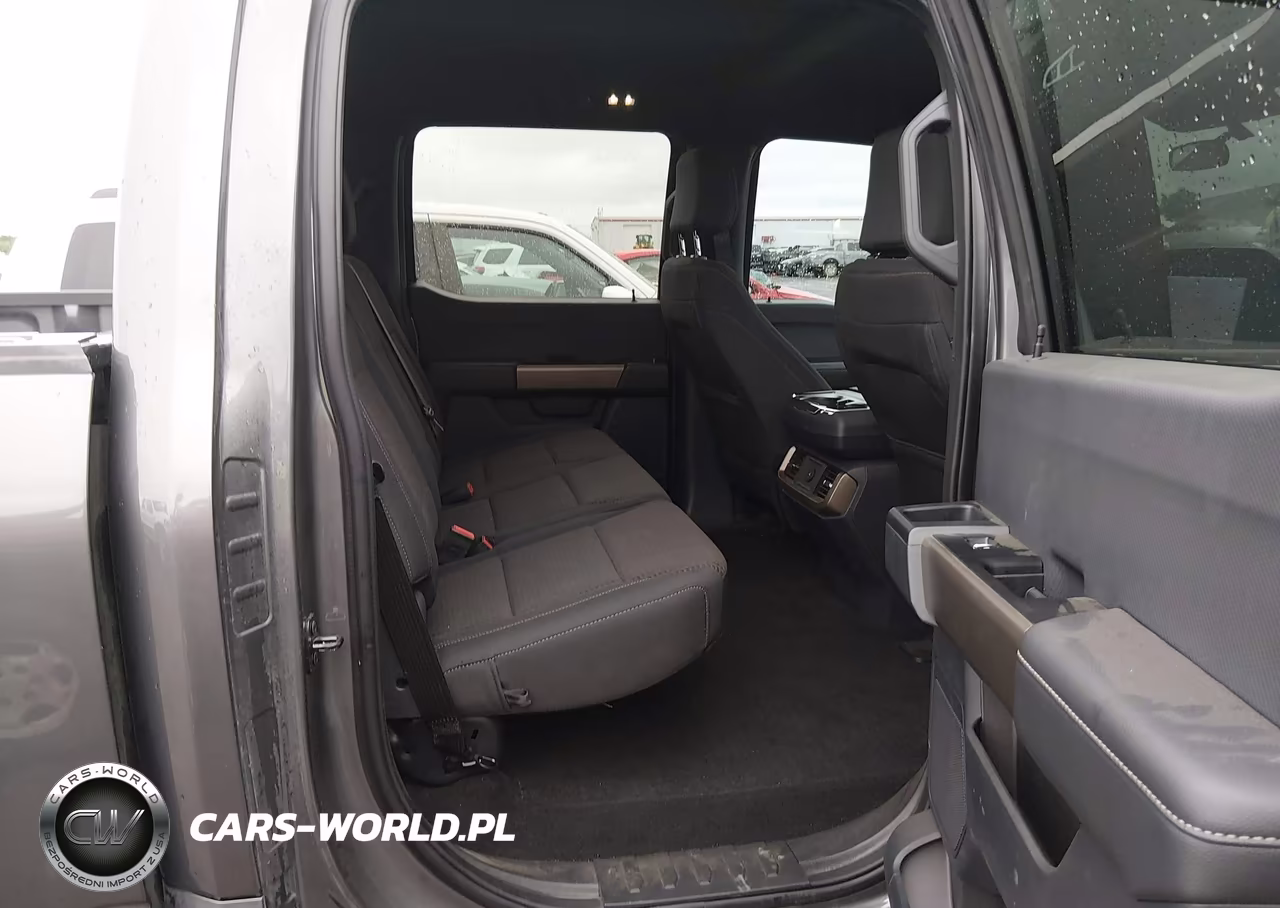 2025 Ford F-150 Stx VIN:1FTEW2LP9SKE16550 - 8