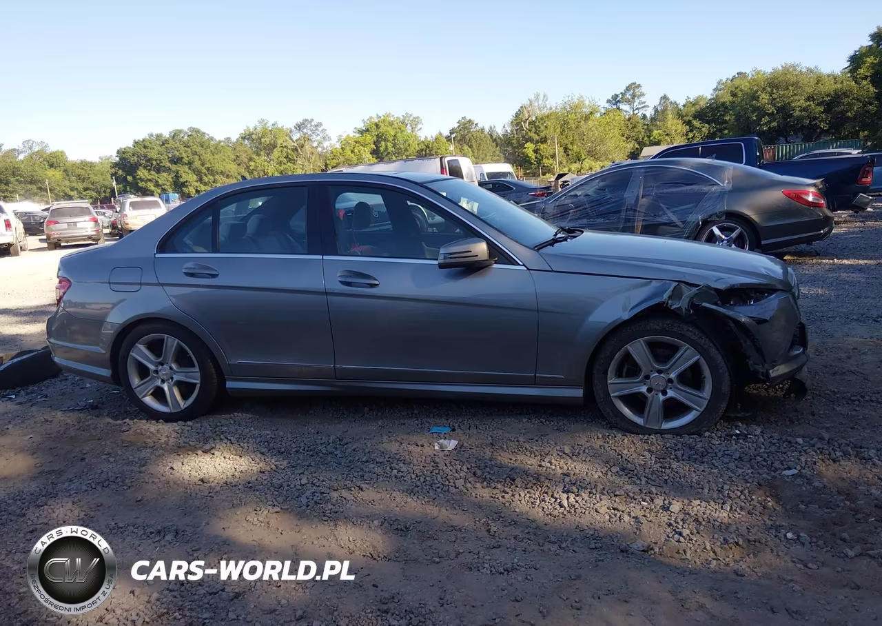 2010 Mercedes-Benz C 300 Sport VIN:WDDGF5EB1AR106335 - 14