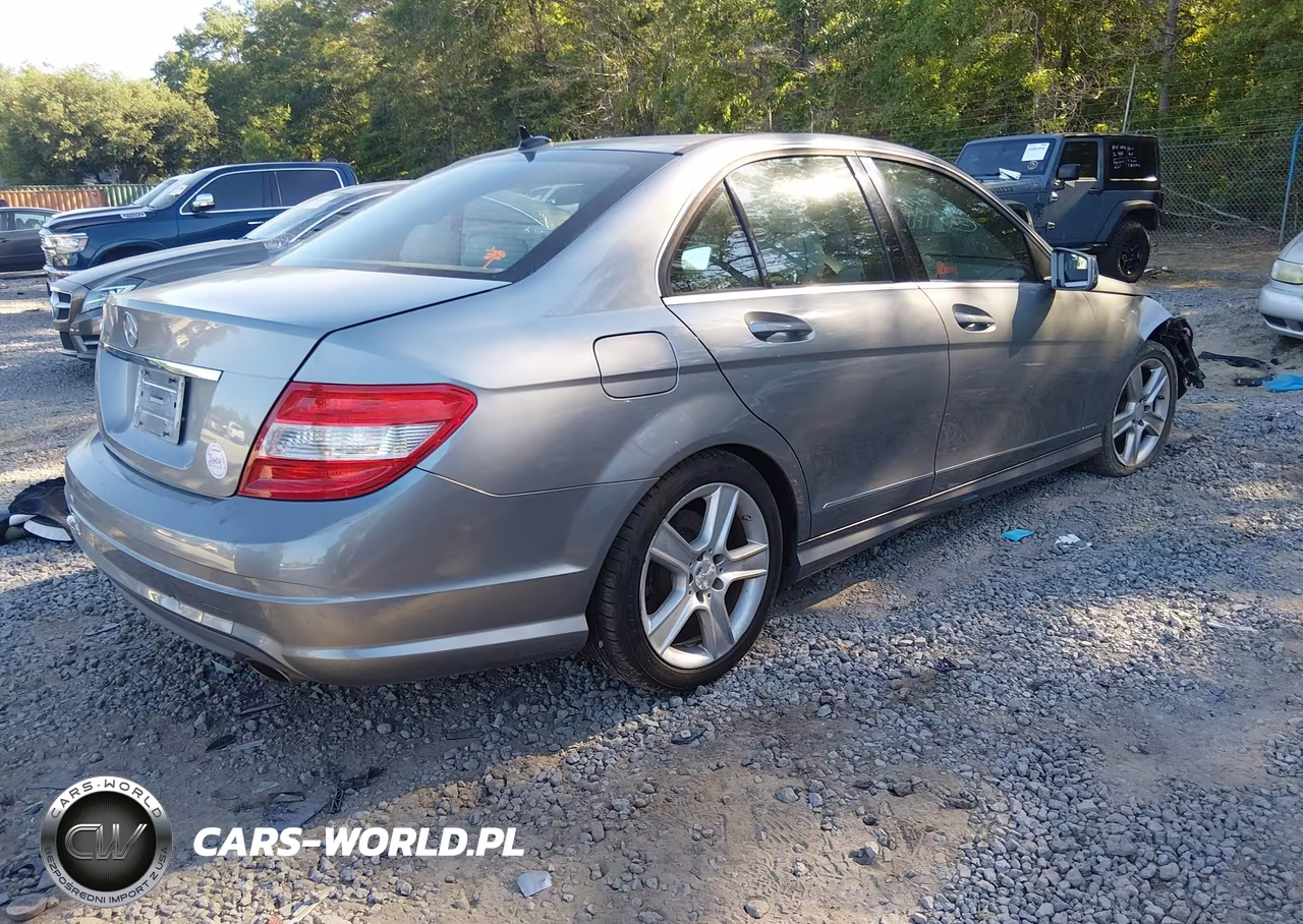 2010 Mercedes-Benz C 300 Sport VIN:WDDGF5EB1AR106335 - 4