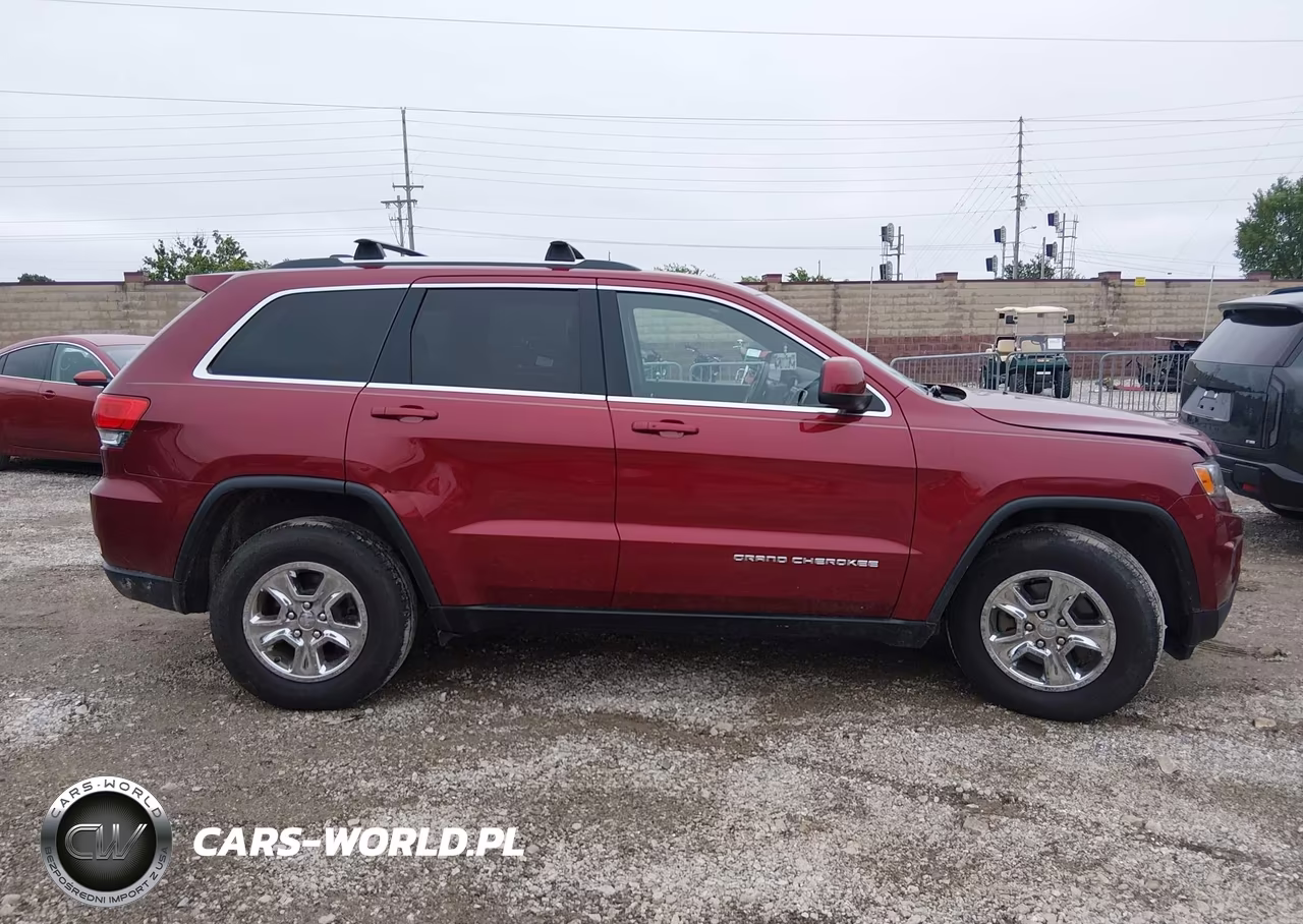 2015 Jeep Grand Cherokee Laredo VIN:1C4RJFAG3FC171139 - 13