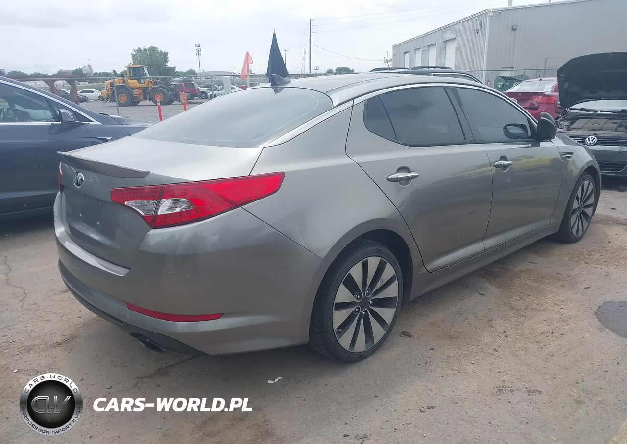 2012 Kia Optima Sx VIN:5XXGR4A65CG001971 - 4