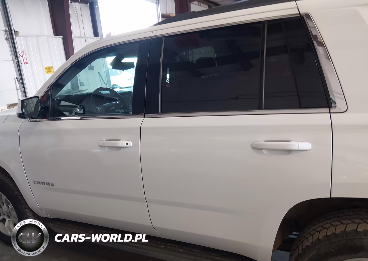 2017 Chevrolet Tahoe Ls VIN:1GNSKAEC3HR304420 - 14