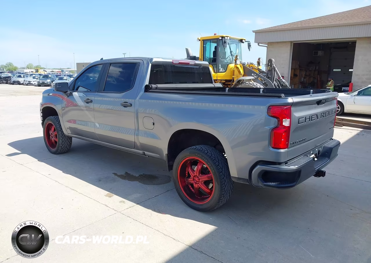 2020 Chevrolet Silverado 1500 4Wd Standard Bed Custom VIN:1GCPYBEK9LZ313402 - 3