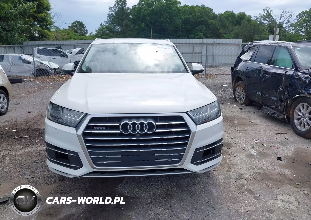 2018 Audi Q7 3.0T Premium VIN:WA1LAAF7XJD004162 - 12