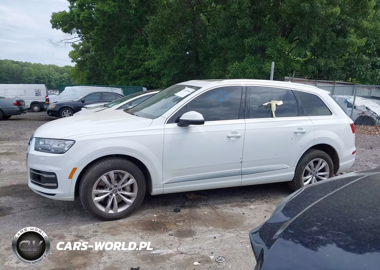 2018 Audi Q7 3.0T Premium VIN:WA1LAAF7XJD004162 - 14