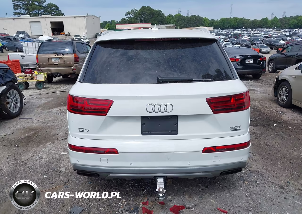 2018 Audi Q7 3.0T Premium VIN:WA1LAAF7XJD004162 - 16