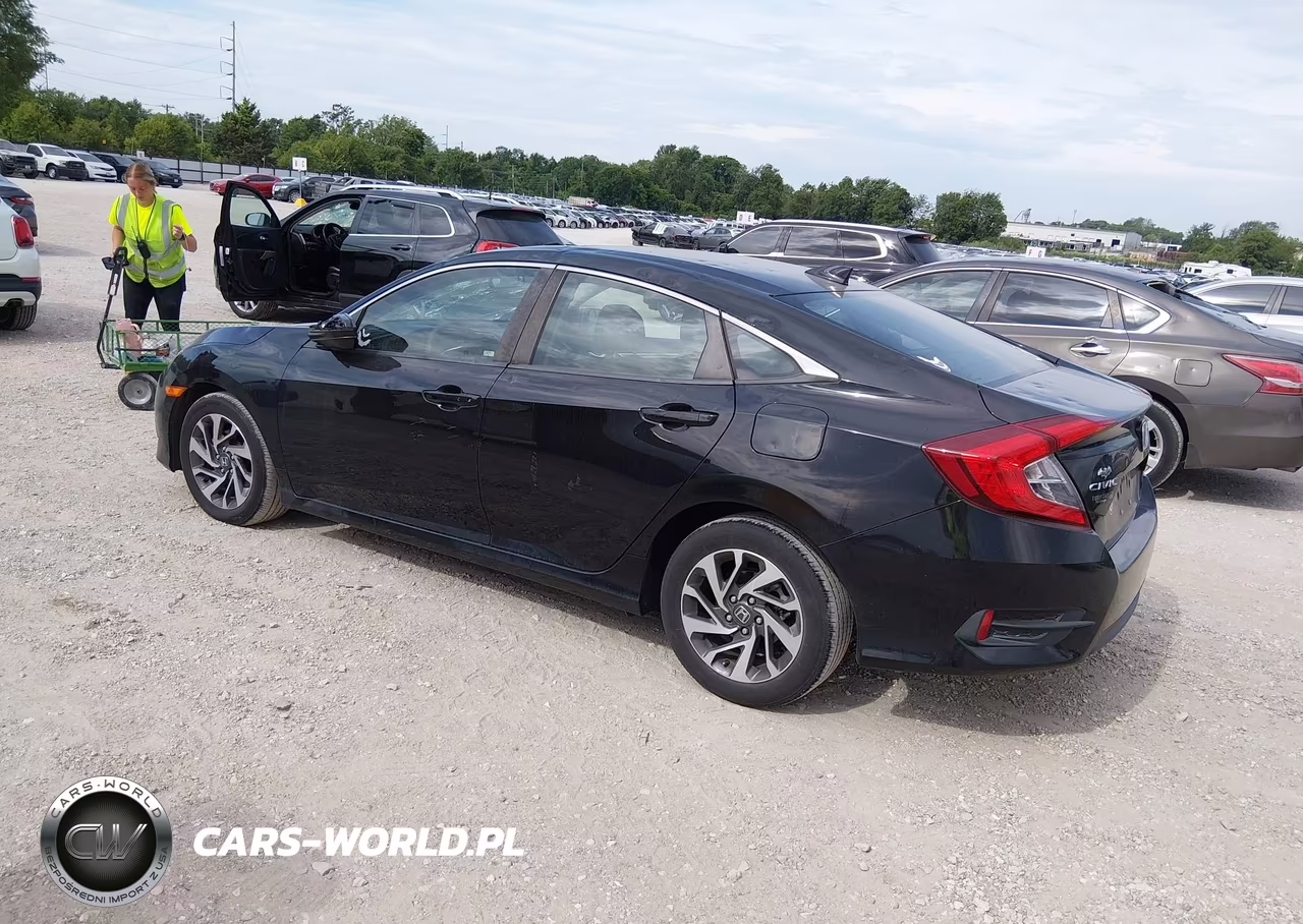 2017 Honda Civic Ex VIN:19XFC2F7XHE009602 - 3
