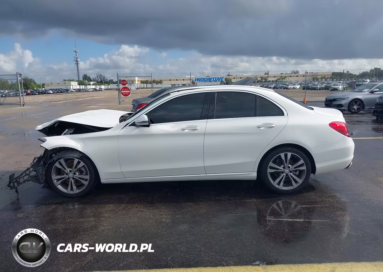 2016 Mercedes-Benz C 300 VIN:55SWF4JB5GU168940 - 14