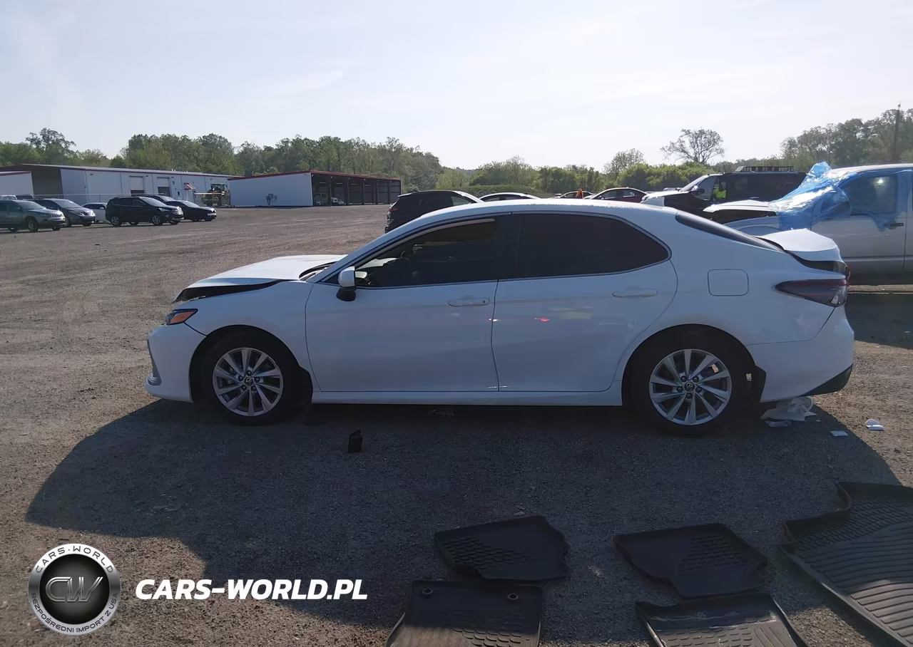 2024 Toyota Camry Le VIN:4T1C11AK1RU196869 - 14