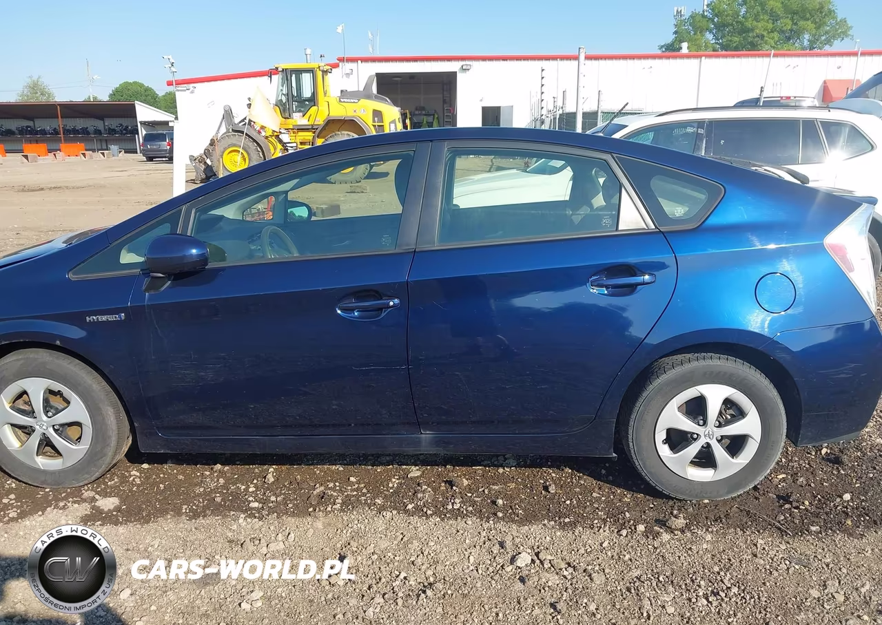 2012 Toyota Prius Two VIN:JTDKN3DUXC1497551 - 15