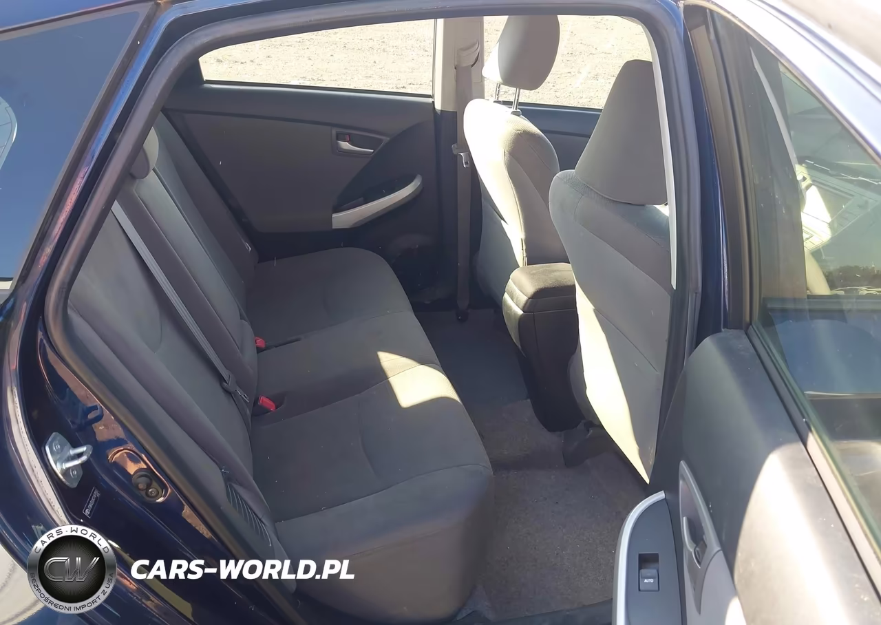 2012 Toyota Prius Two VIN:JTDKN3DUXC1497551 - 8