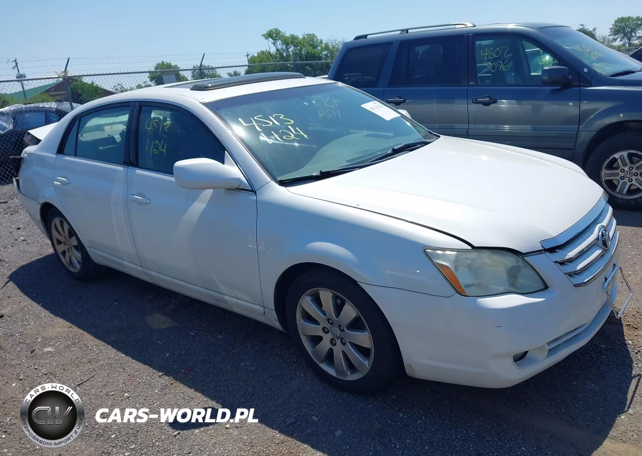 2005 Toyota Avalon Xls