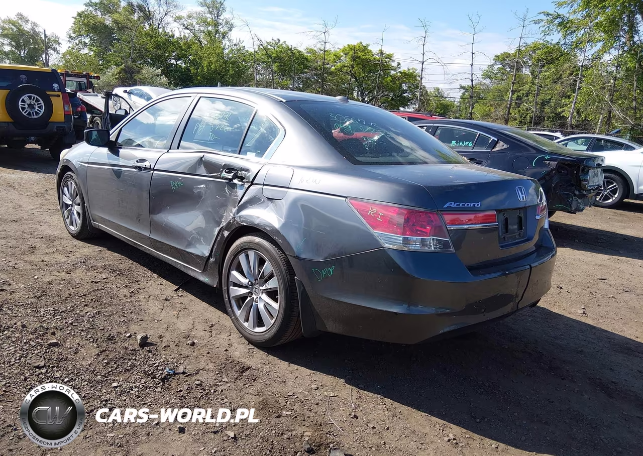 2011 Honda Accord 2.4 Ex-L VIN:1HGCP2F81BA068906 - 3