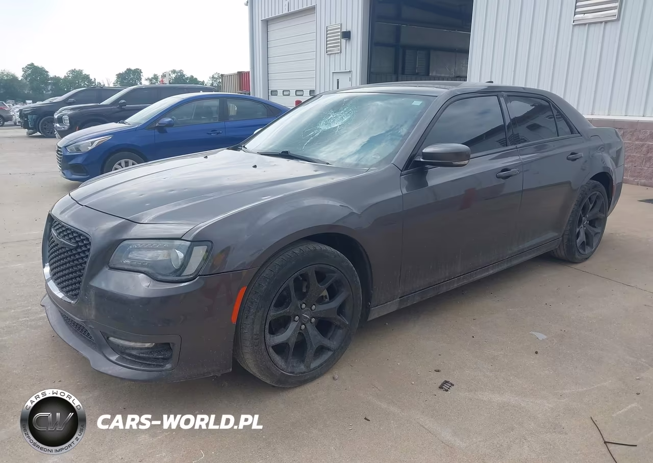 2021 Chrysler 300 Touring L VIN:2C3CCAAG5MH570927 - 2