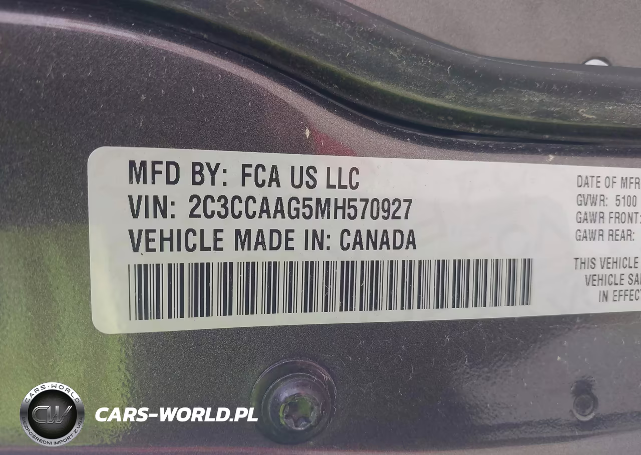 2021 Chrysler 300 Touring L VIN:2C3CCAAG5MH570927 - 9