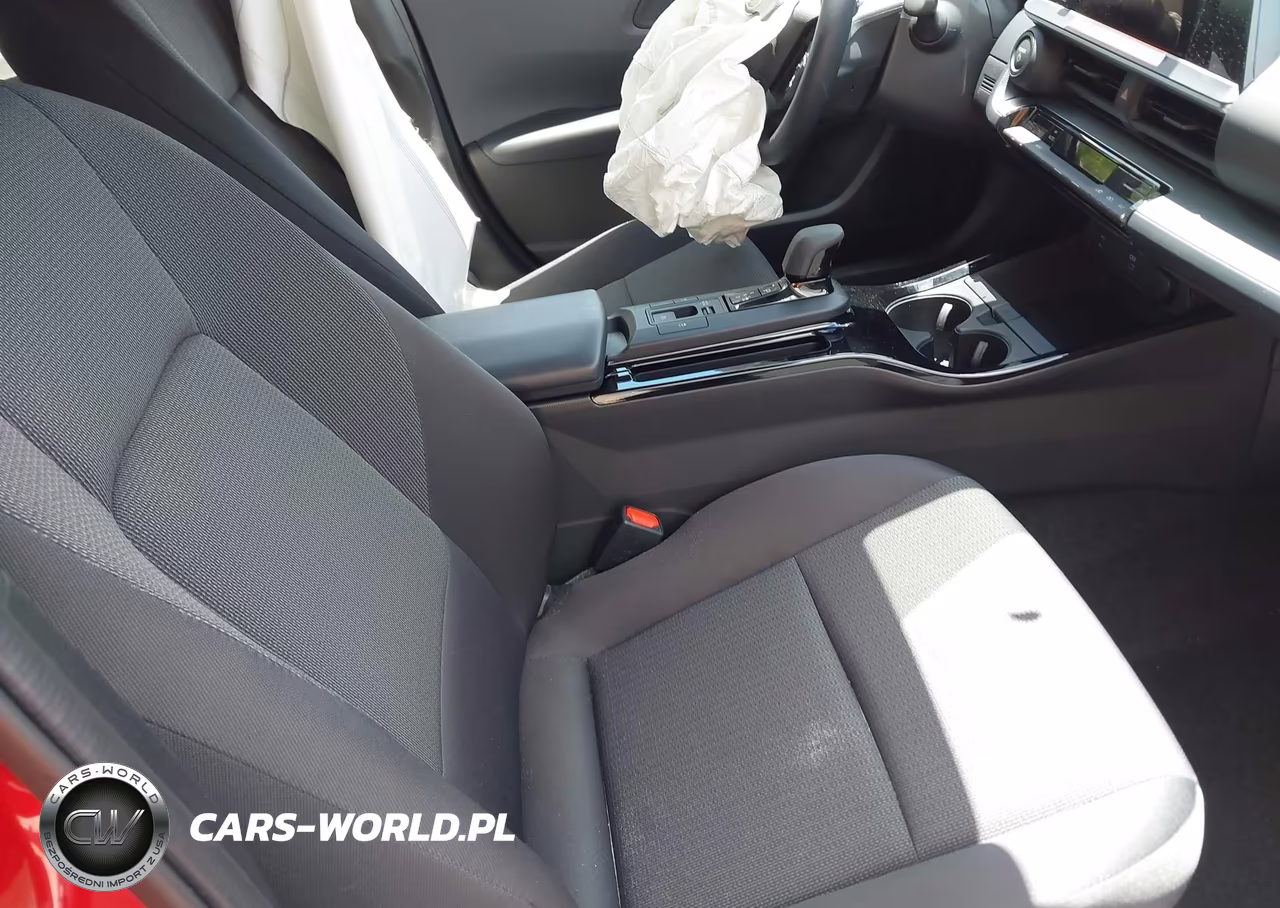 2026 Toyota Prius Le VIN:JTDACAAU8T3076507 - 5