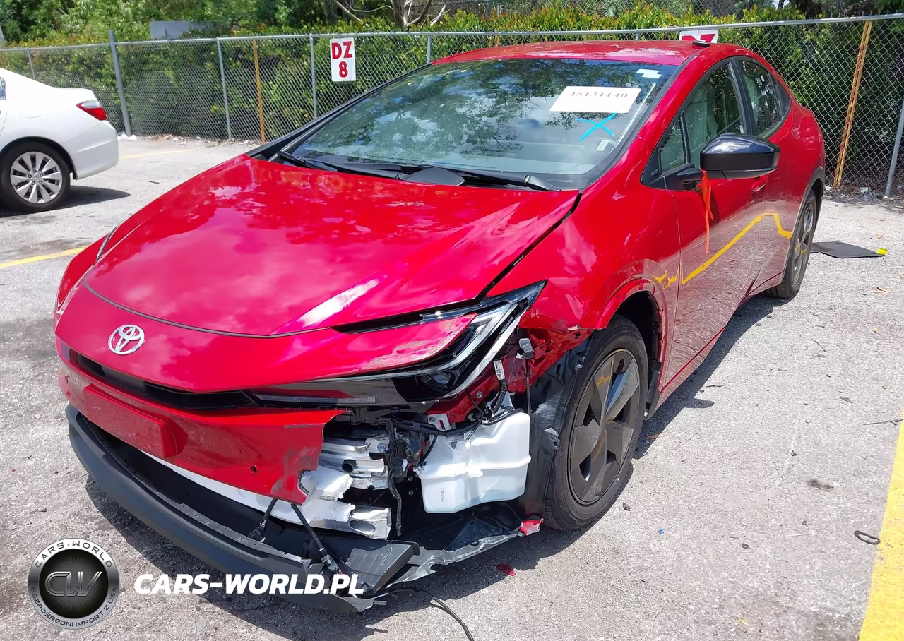 2026 Toyota Prius Le VIN:JTDACAAU8T3076507 - 6