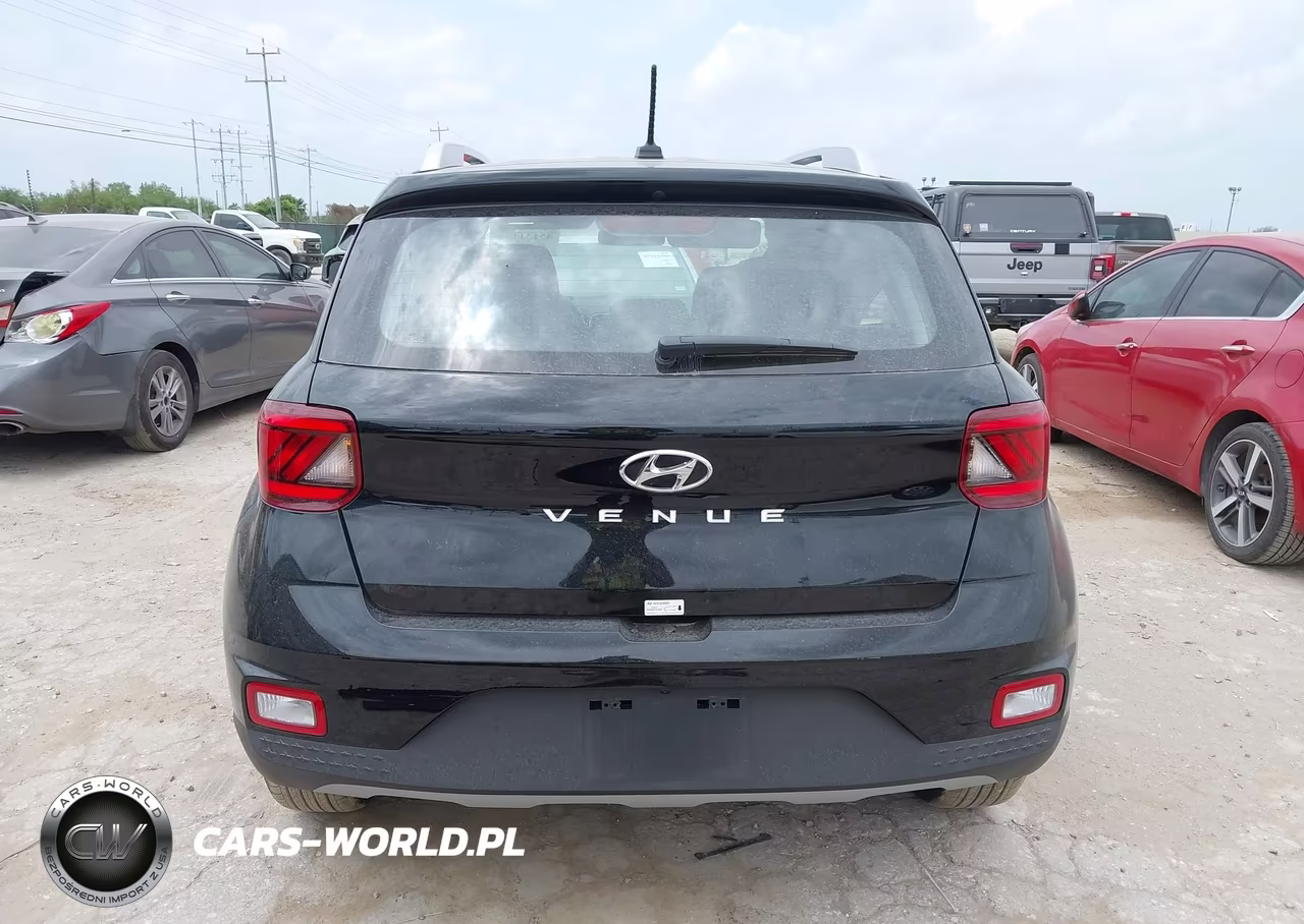 2026 Hyundai Venue Sel VIN:KMHRC8A34TU455996 - 17