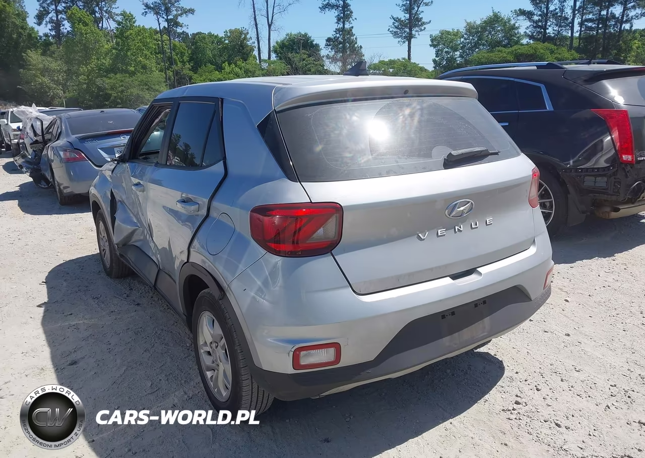 2021 Hyundai Venue Se VIN:KMHRB8A30MU066972 - 3