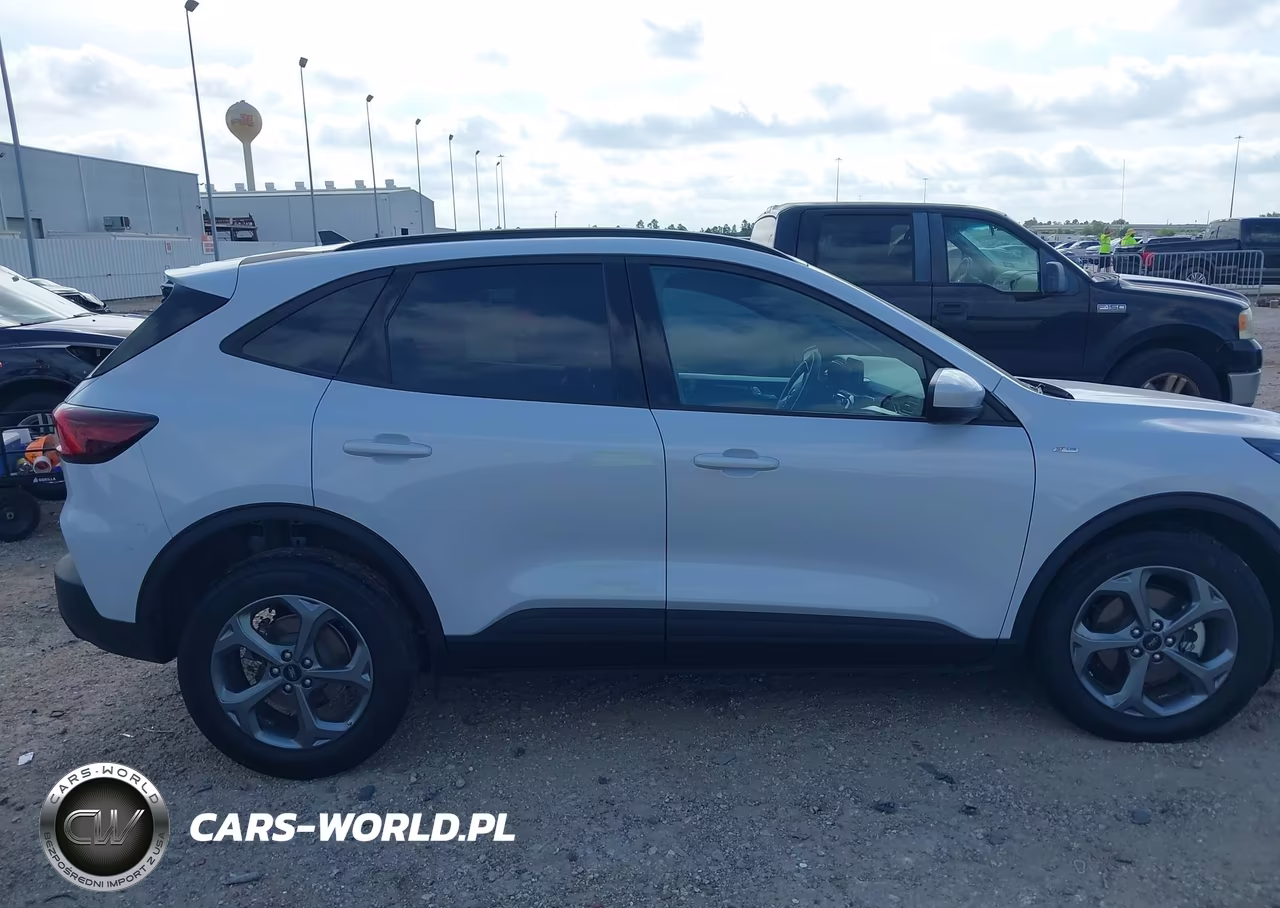 2025 Ford Escape St-Line Select VIN:1FMCU9NA8SUB19977 - 13