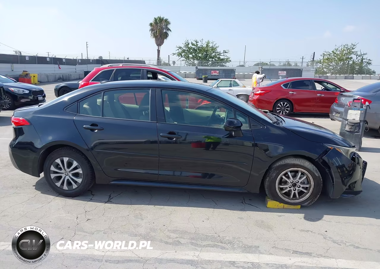 2020 Toyota Corolla Hybrid Le VIN:JTDEBRBE4LJ020697 - 13