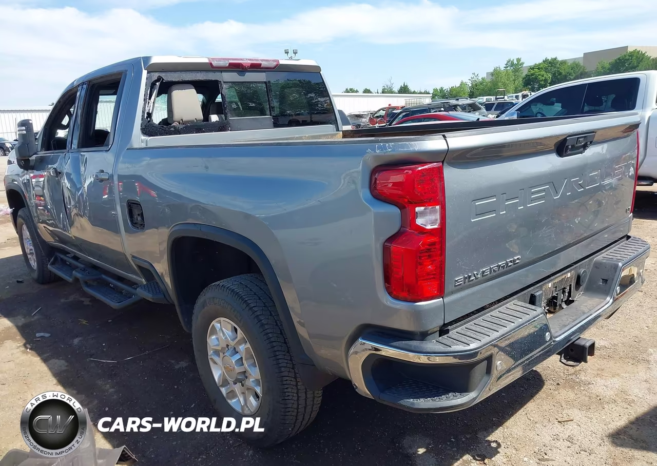 2024 Chevrolet Silverado 2500Hd 4Wd Standard Bed Lt VIN:2GC4YNE78R1155409 - 3