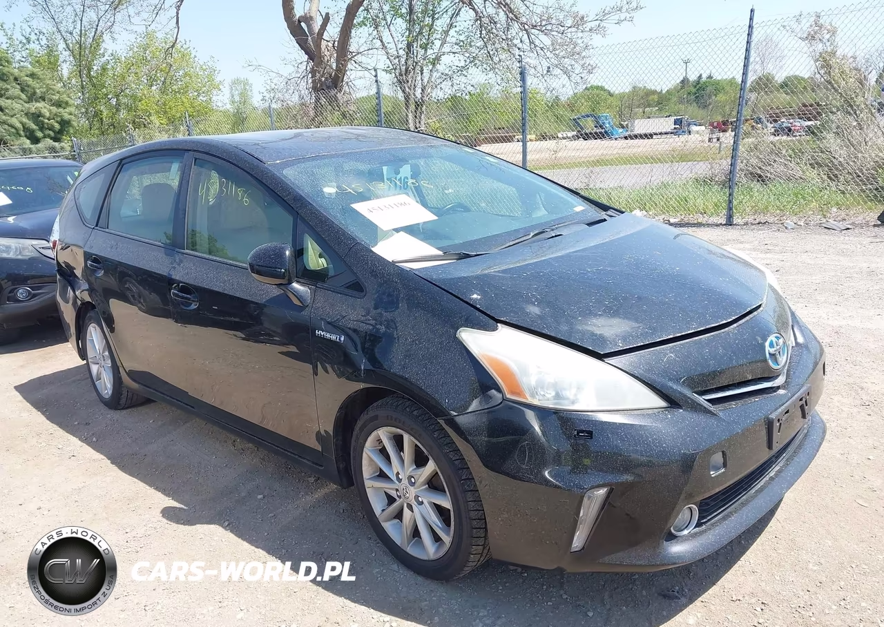 2013 Toyota Prius V Five