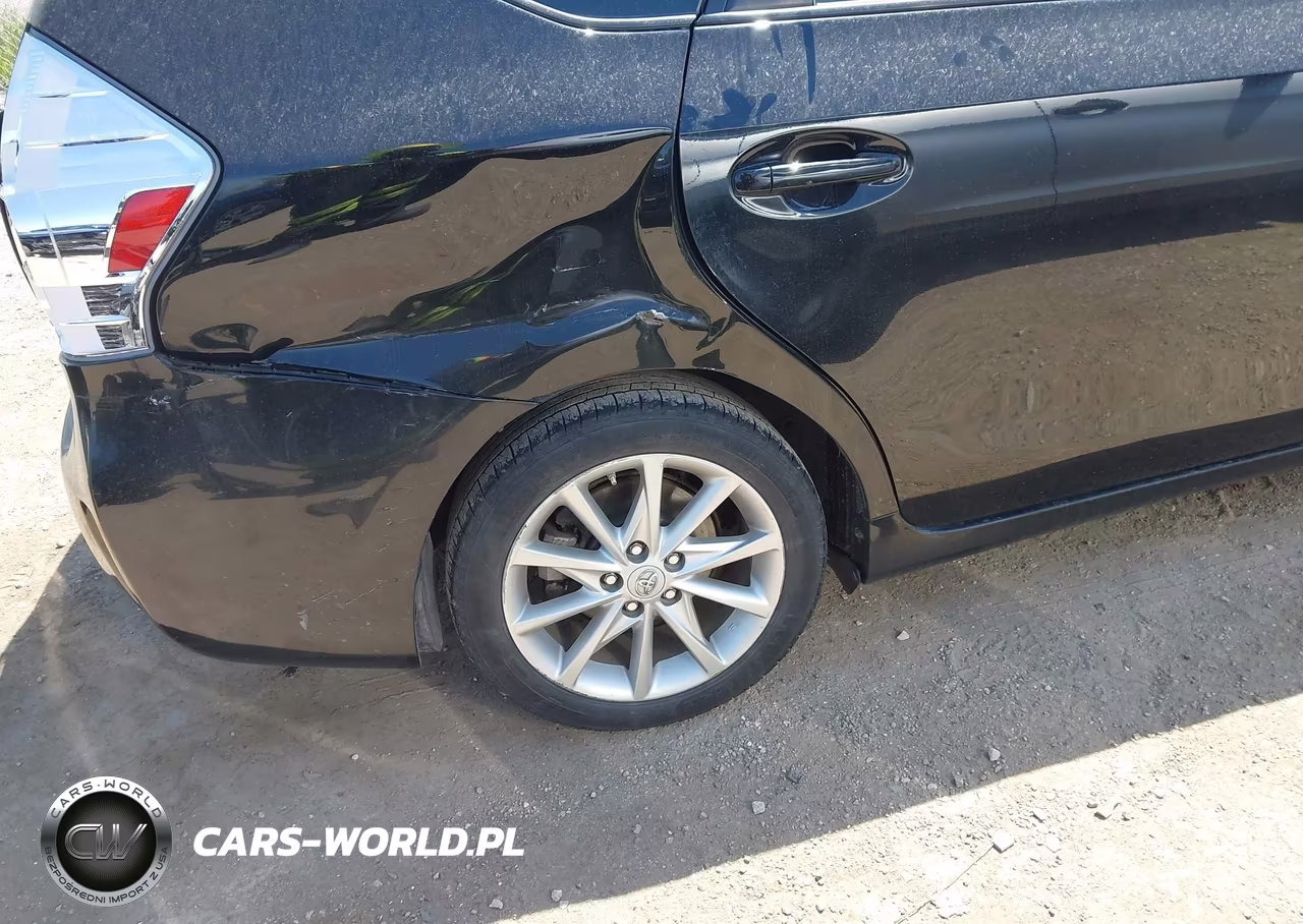 2013 Toyota Prius V Five VIN:JTDZN3EU7D3262494 - 17