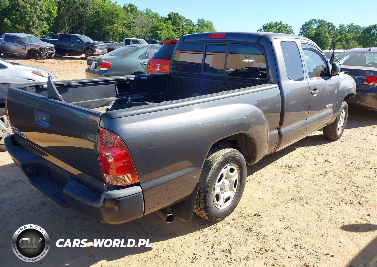 2012 Toyota Tacoma VIN:5TFTX4CN7CX017266 - 4