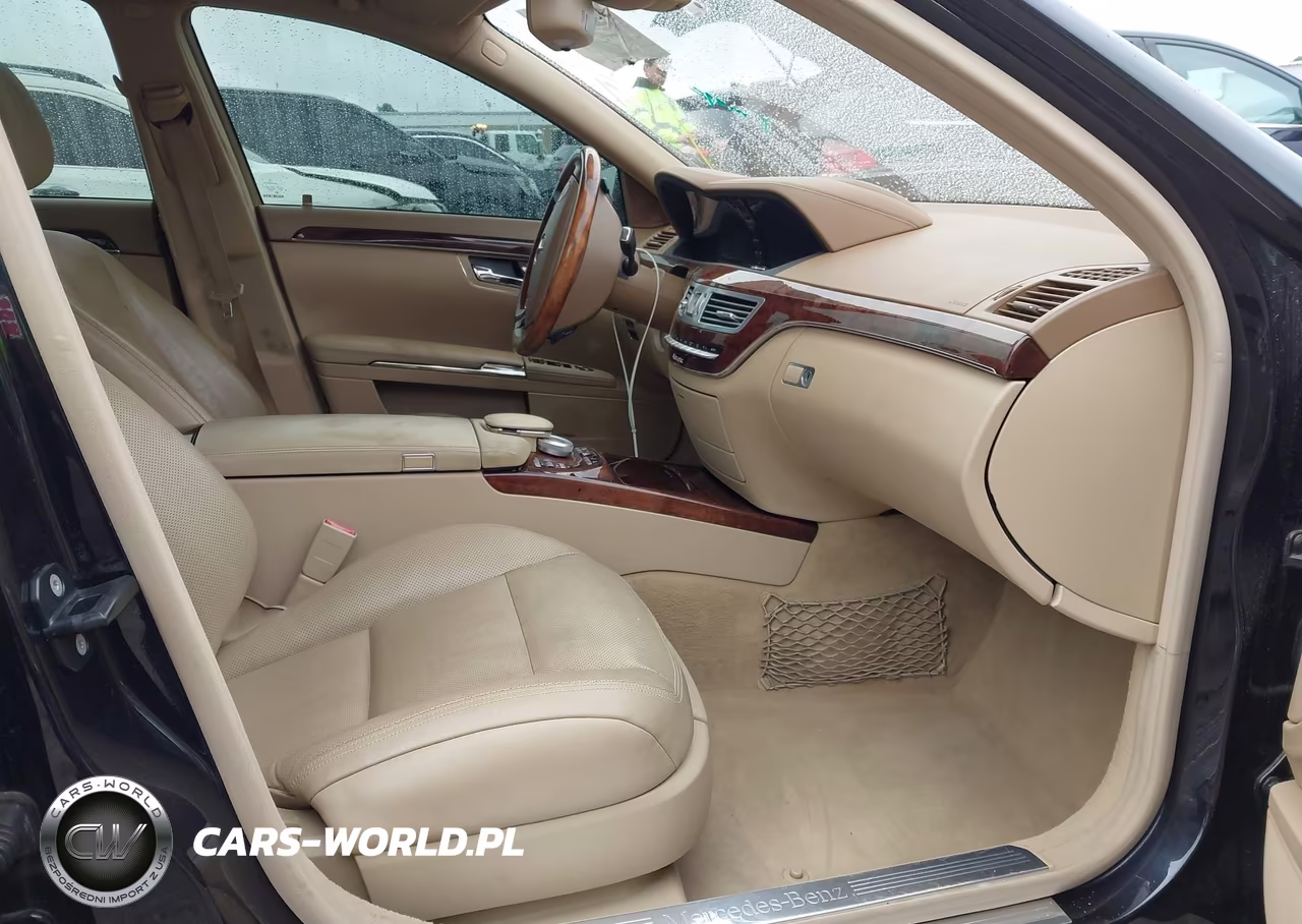 2010 Mercedes-Benz S 550 4Matic VIN:WDDNG8GB2AA319649 - 5