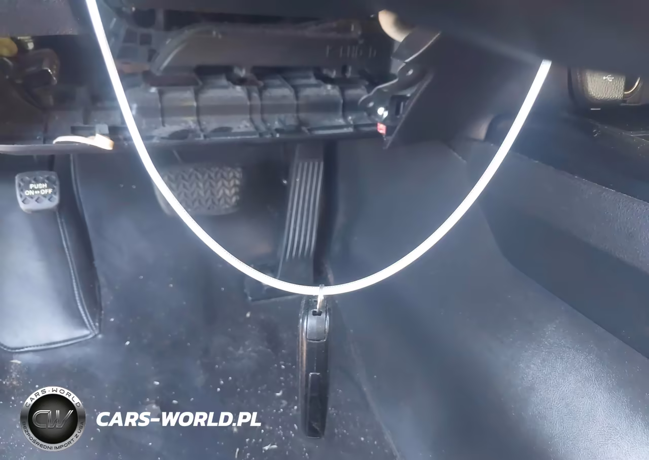 2018 Toyota Camry Se VIN:4T1B11HK7JU627754 - 11