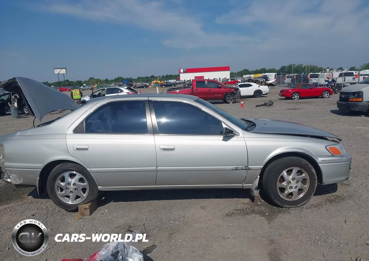 2001 Toyota Camry Le VIN:4T1BG22K31U102901 - 13